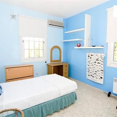 4 Bedroom Villa With Private Pool Near Beach Willa