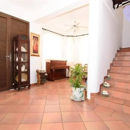 4 Bedroom Villa With Private Pool Near Beach